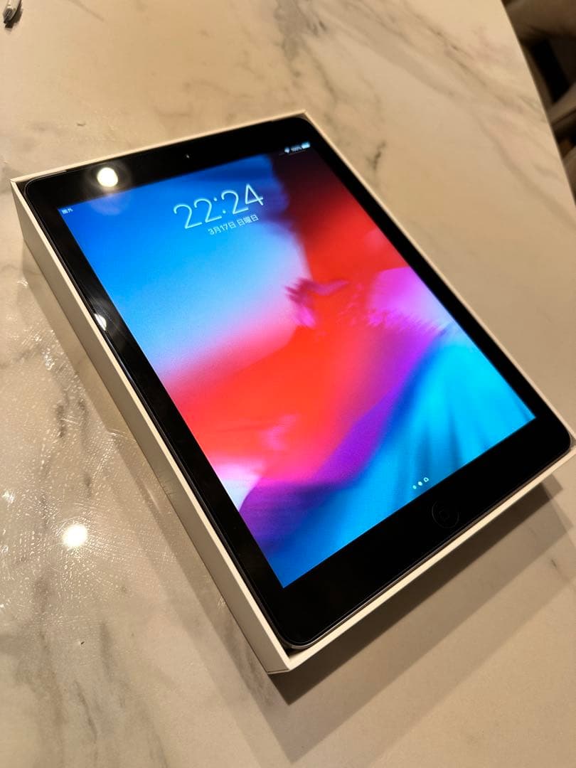 Apple iPad Air スペースグレイ　 SoftBank 32GB