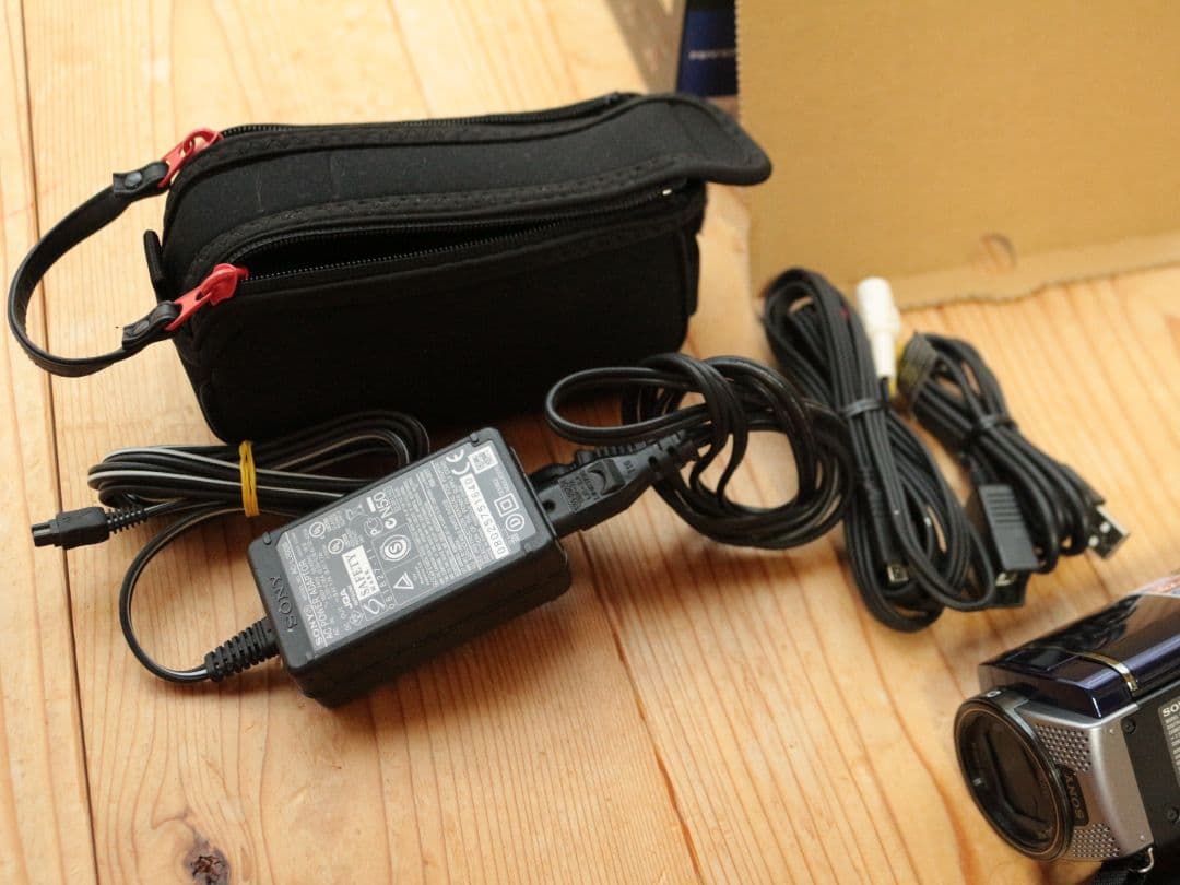 ビデオカメラ本体 sony Handycam HDR-CX180