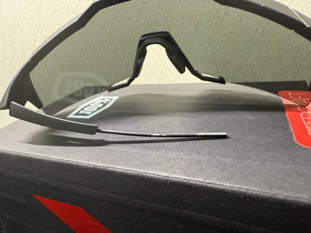 高校野球対応　100% サングラス　ケース　袋　箱付き