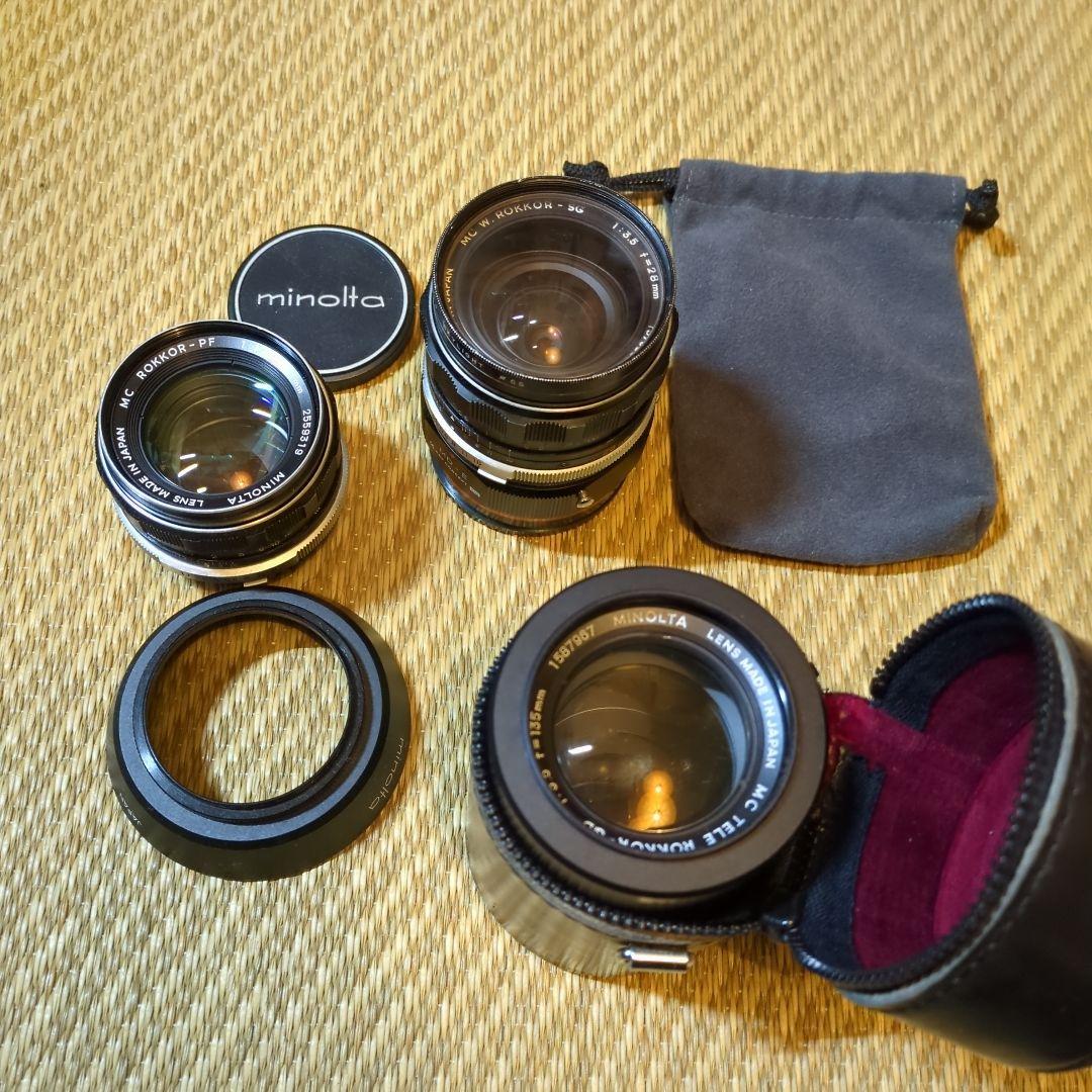 匿名配送　MINOLTA　カメラレンズ3本+メタルフードなどまとめ売り