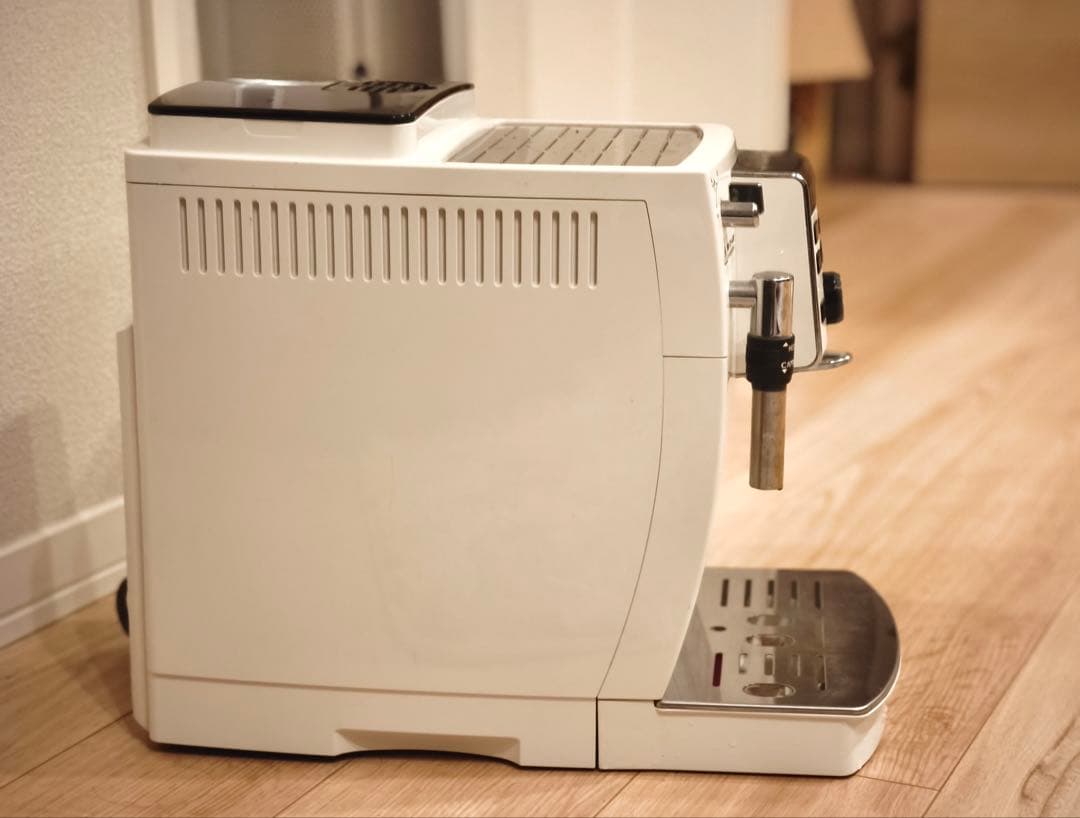 デロンギ DeLonghi マグニフィカS エスプレッソマシン コーヒーメーカー