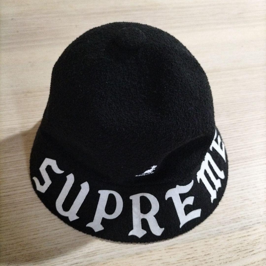 a.k.a. ｒi　KANGOL Supreme MEDIUM