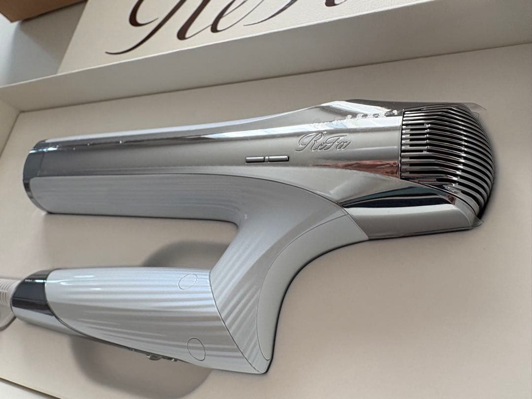 ヘアドライヤー ReFa BEAUTY DRYER SMART W
