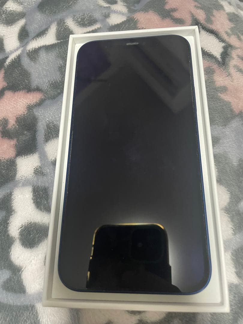 スマートフォン本体 iPhone12 64GB