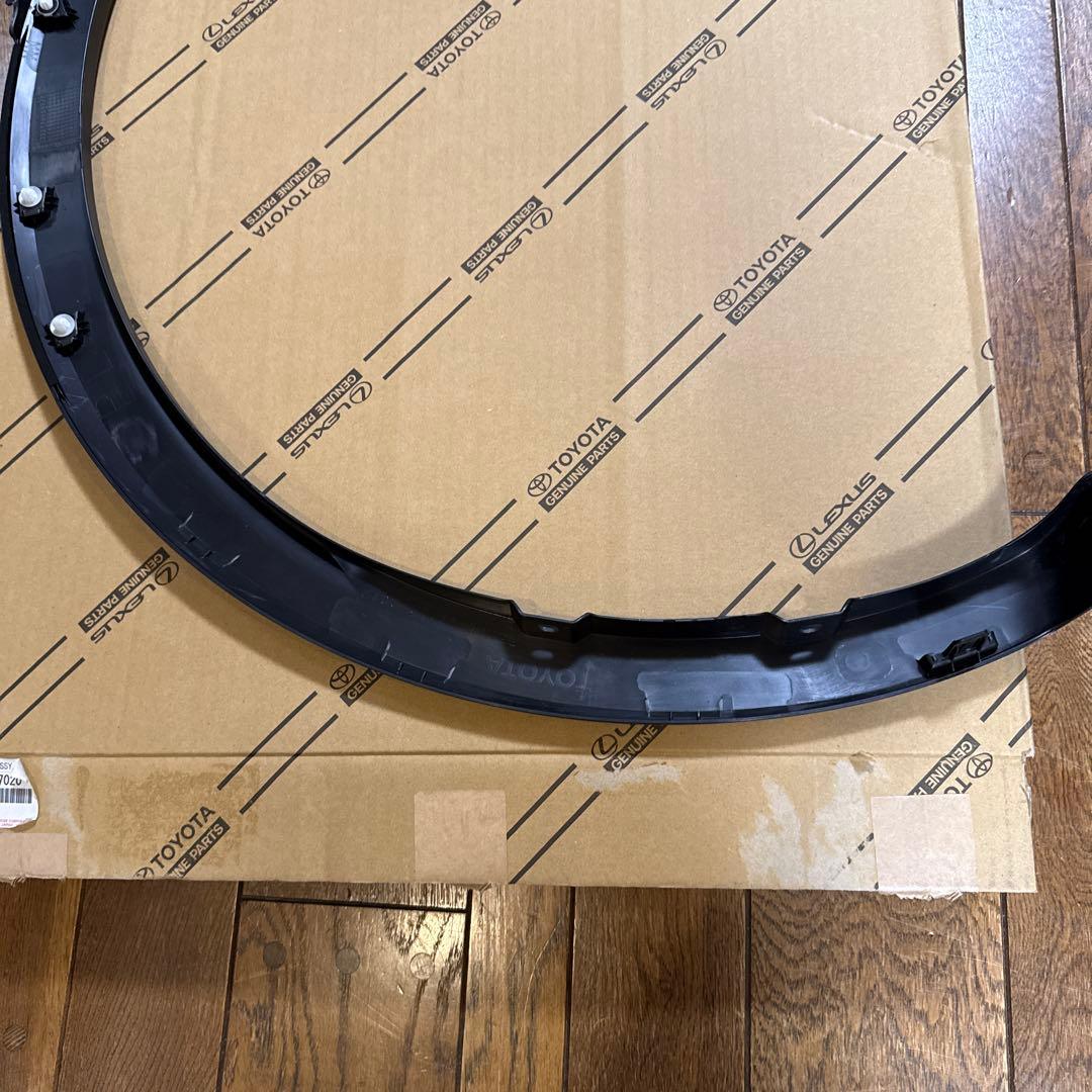 プリウス60フェンダーアーチ(Gグレード)