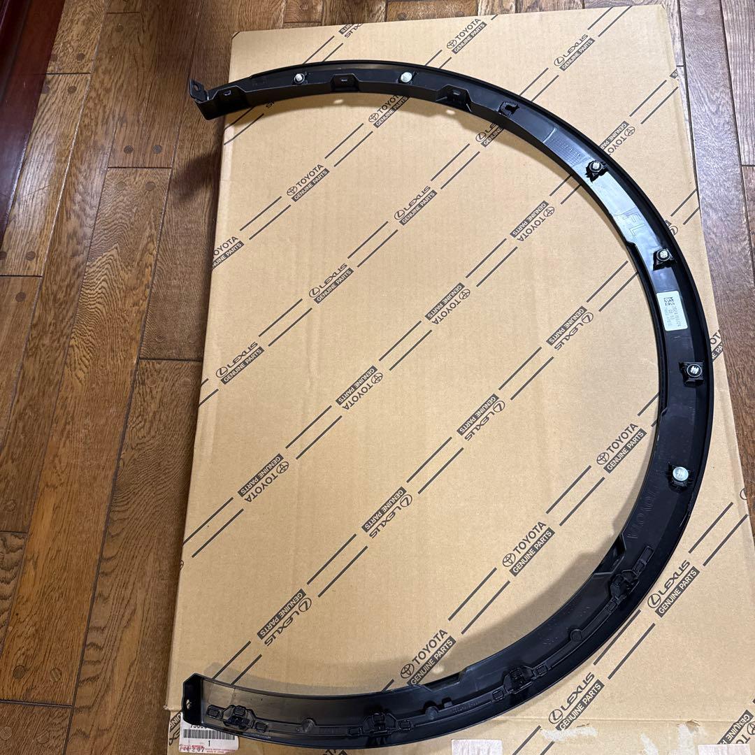 プリウス60フェンダーアーチ(Gグレード)