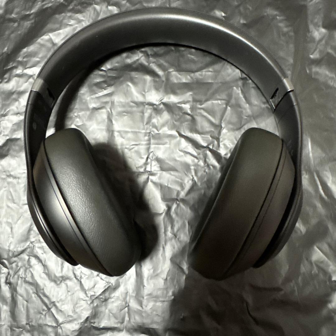 Beats Studio Pro ワイヤレスヘッドホン　ブラック