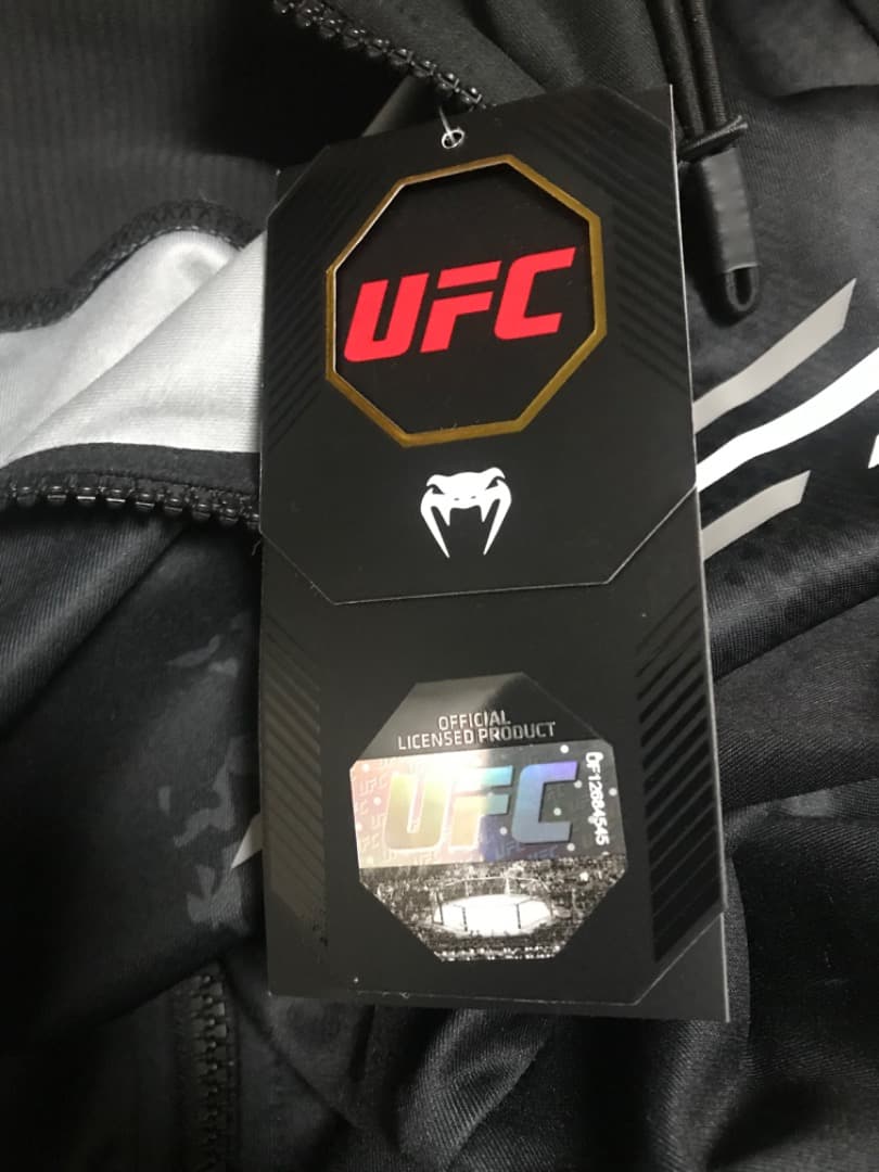 買*用様 UFC Venum フード付きウェアパーカージャケット