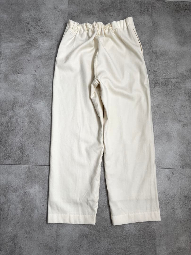 2025ウィムガゼット サキソニーウールパンツ F エクリュ