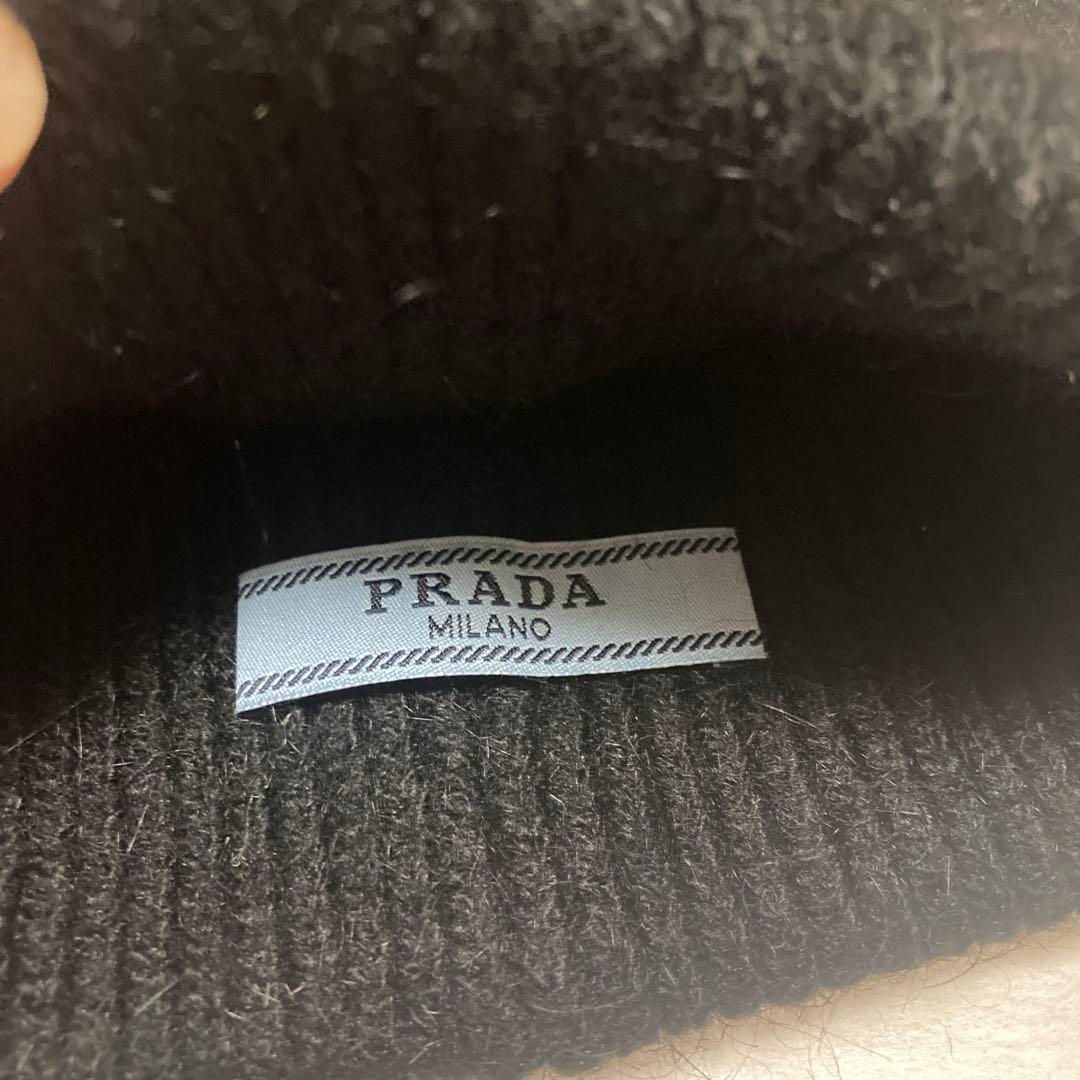 7*7様 PRADA ブラック ニット帽