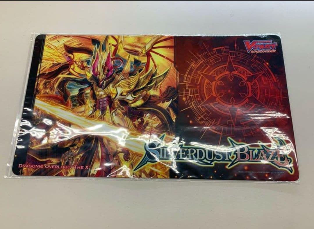 海外公式プレイマット　ドラゴニックオーバーロードthe X 新品未開封