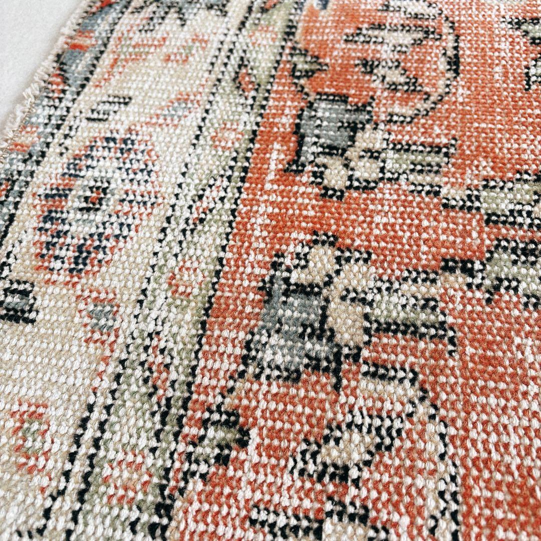 トルコ ヴィンテージラグ オレンジ ベージュ フローラル