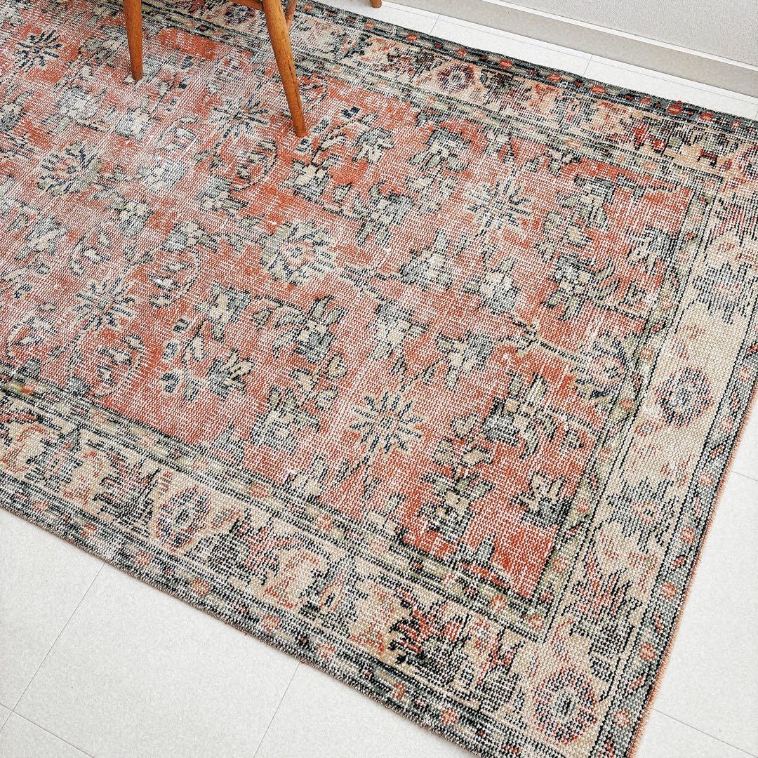 トルコ ヴィンテージラグ オレンジ ベージュ フローラル