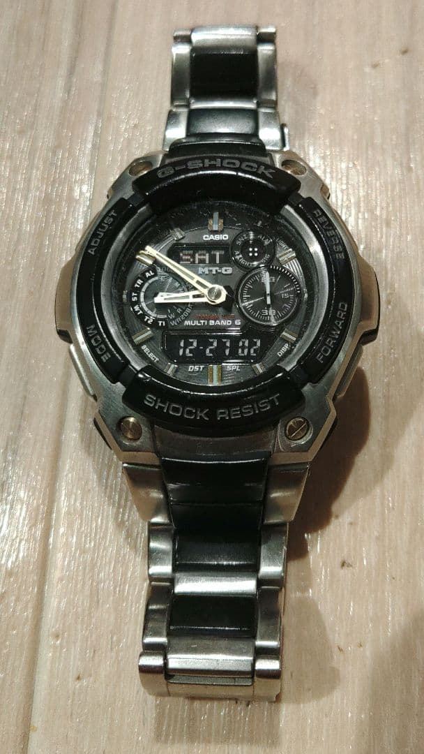CASIO G-SHOCK MT-G MTG-1500 電波ソーラー　反転液晶