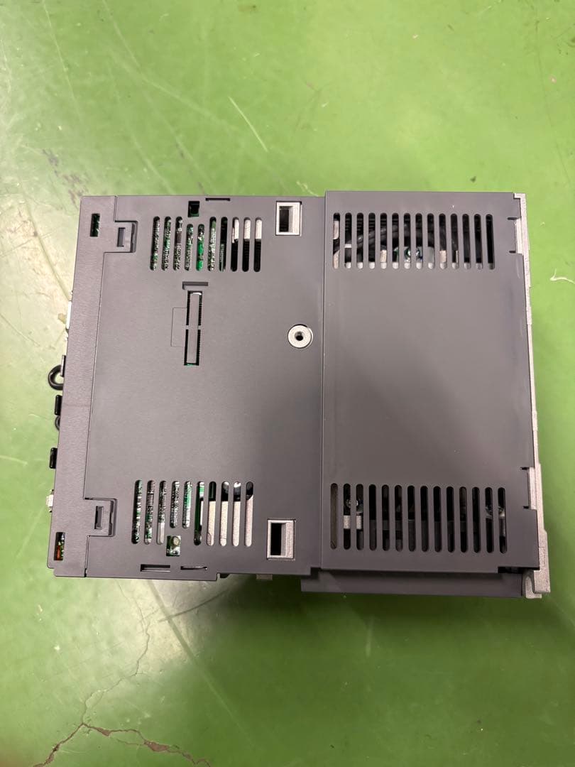 【最終値下げ】三菱電機　MR-J4-200B サーボアンプ