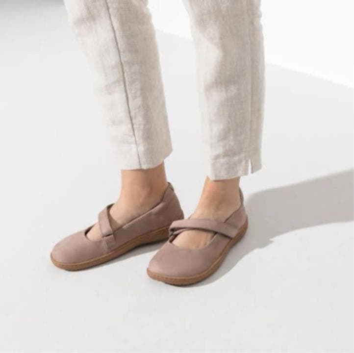 激レア LORA ローラ フラットシューズ メリージェーン コンフォートシューズ