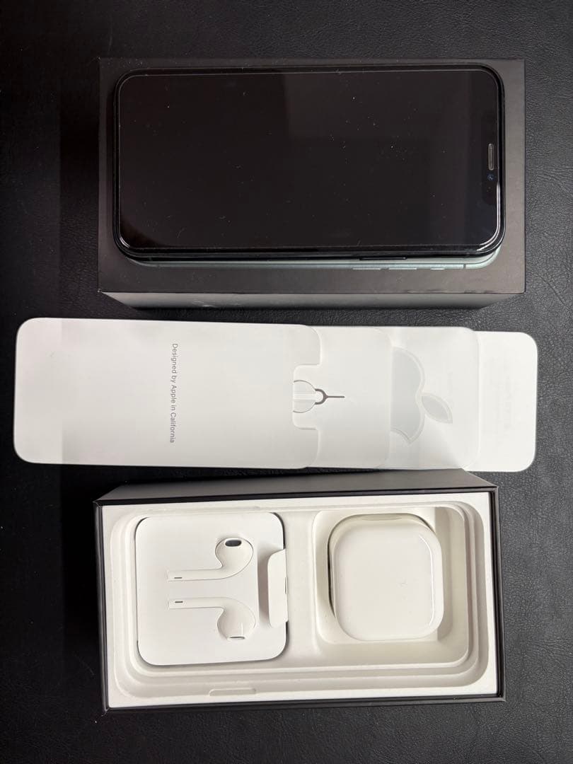 【激レア】iPhone 11 Pro256GB 電池100%カメラ消音香港モデル