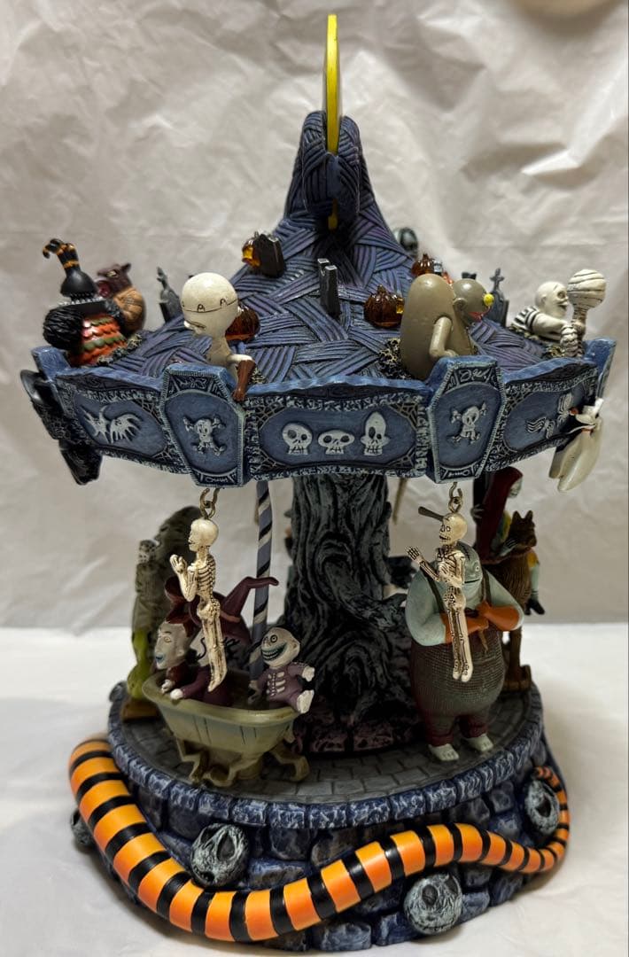 ナイトメアー ビフォア クリスマス イルミネーション ミュージカル カルーセル