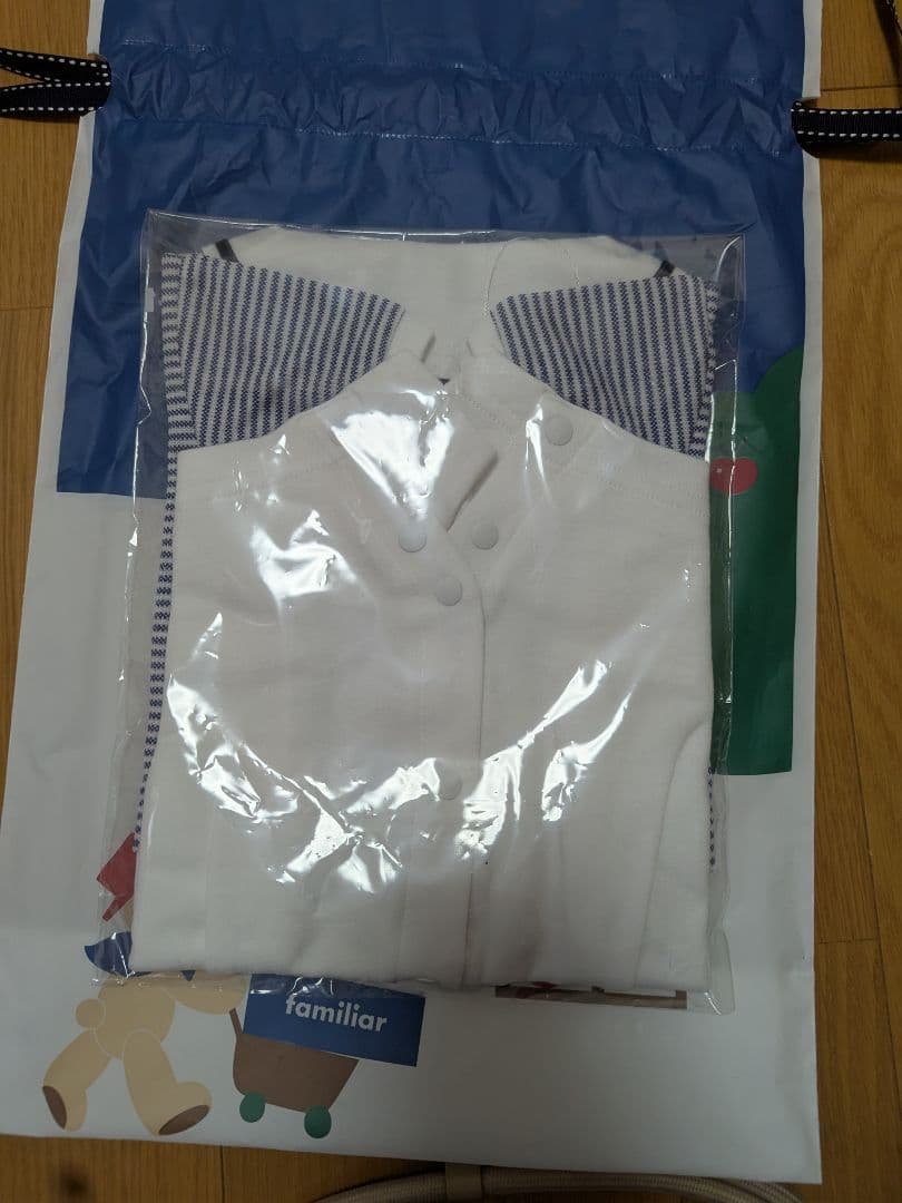 【未開封新品】familiar 袖付ロンパス（半袖） ストライプ　外袋あり