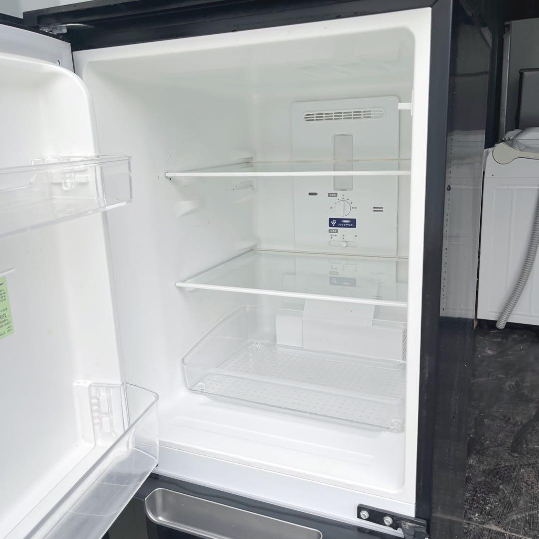 195取付無料！SHARPプラズマクラスター搭載スタイリッシュブラック冷蔵庫！