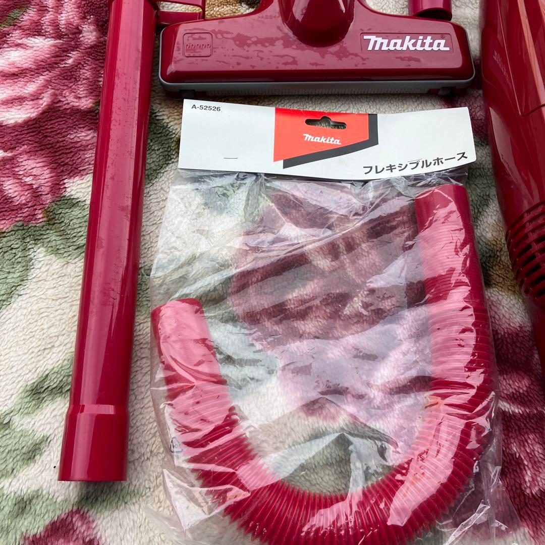 Makita 充電式クリーナー CL105DWN レッド　新品バッテリー付き