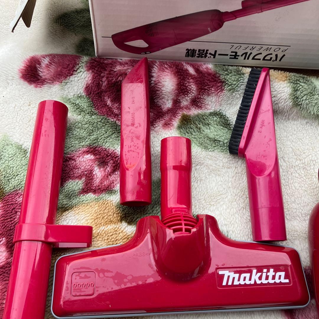 Makita 充電式クリーナー CL105DWN レッド　新品バッテリー付き