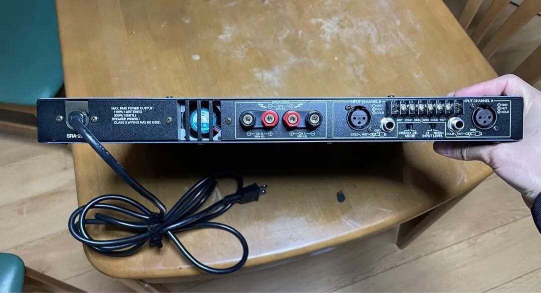 パワーアンプRoland SRA-200E