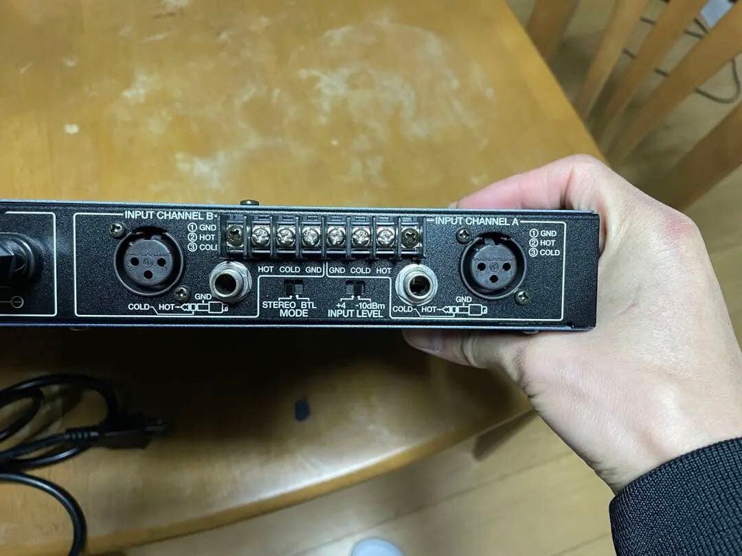 パワーアンプRoland SRA-200E