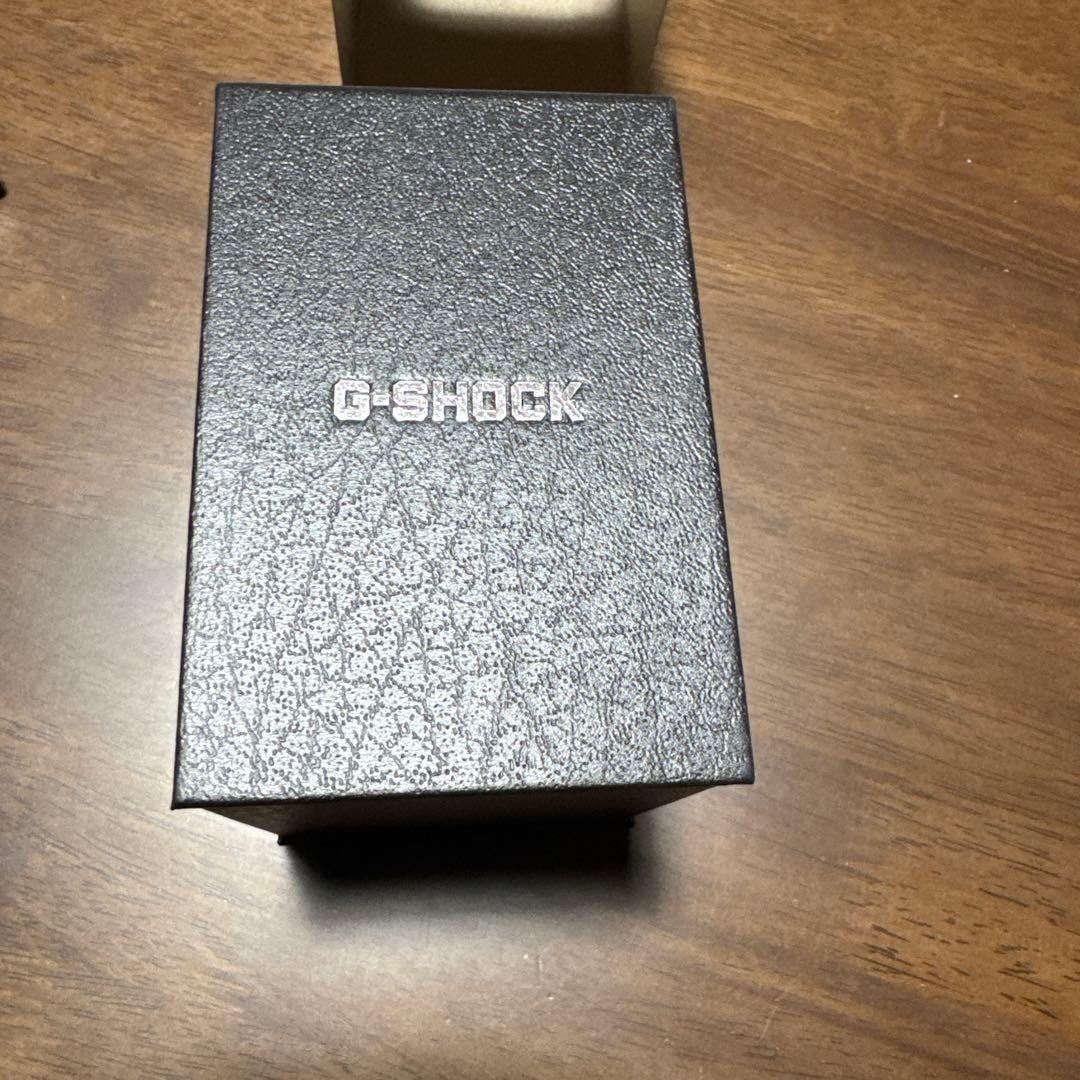 幸*良様 さ*ら様 美品 CASIO G-SHOCK GMW-B5000D-1J