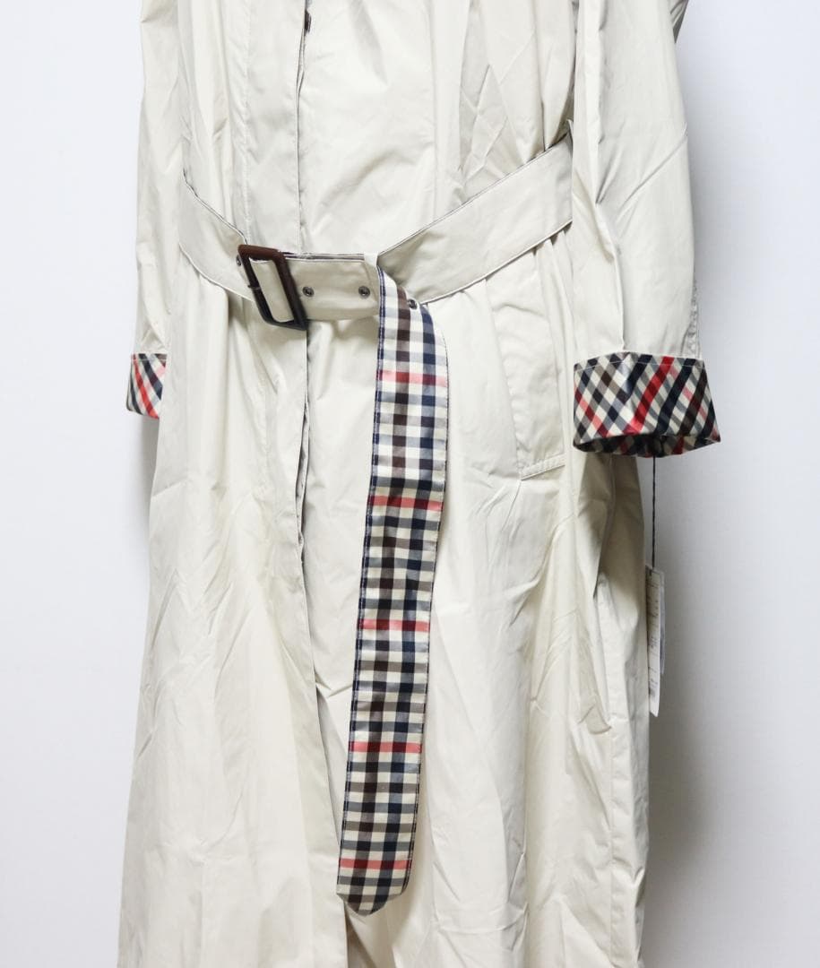 新品【アクアスキュータム】NEWデザイン レインコート フード脱着可 M-L