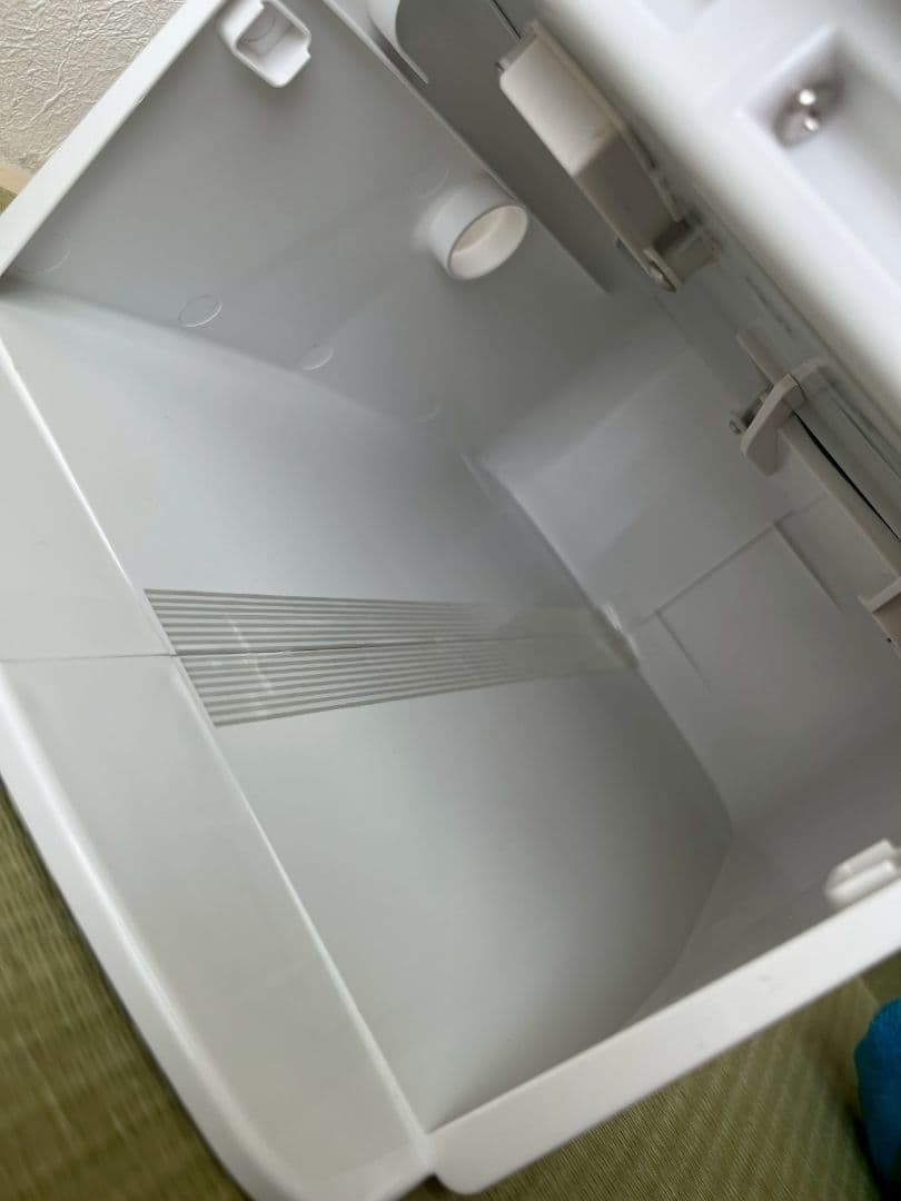 ケ*ジ様 トヨトミ デシカント式衣類乾燥除湿機 TD-Z80J