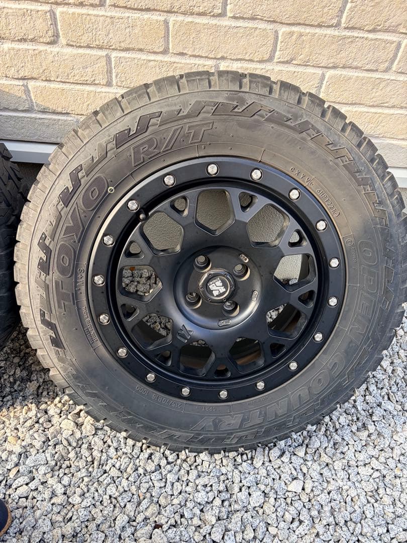 TOYOオープンカントリー　エクストリームJ タイヤホイールセット　溝あり