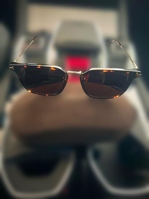 TOM FORDトムフォード サングラス 正規品 新品未使用 FT1042