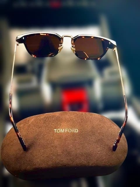 TOM FORDトムフォード サングラス 正規品 新品未使用 FT1042