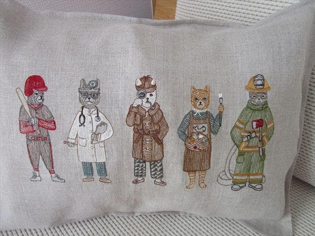 コーラル＆タスク「5匹のキャリアキャット」クッションカバー（カバーのみ）NY19