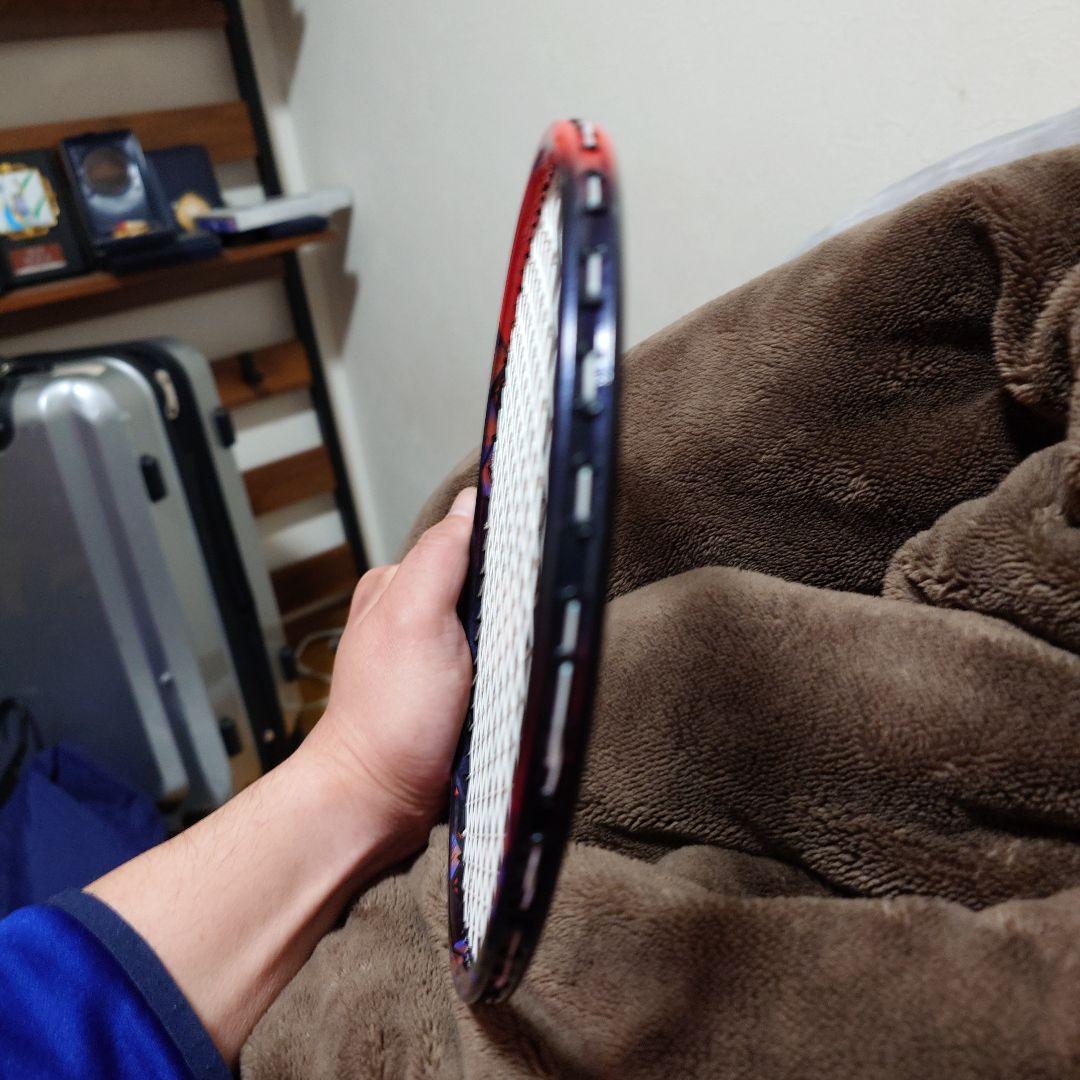 美品　ASTROX 77 Pro バドミントンラケット