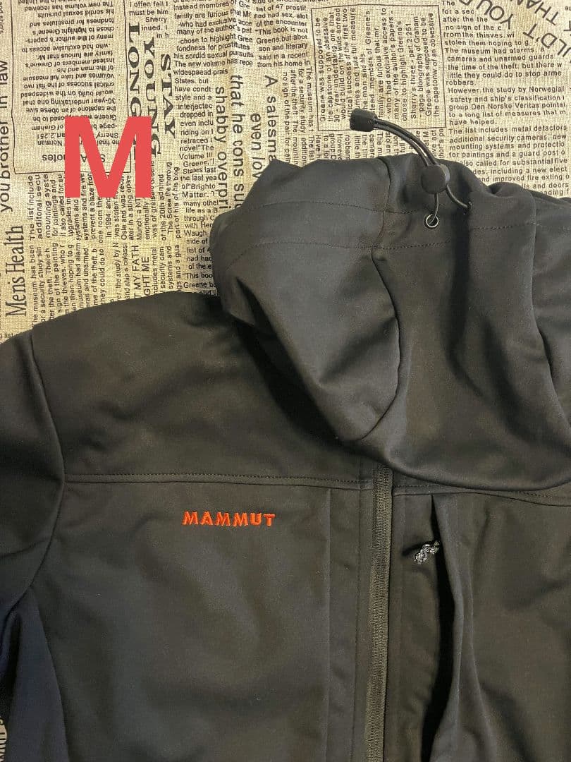 【新着】MAMMUT ソフトシェルジャケット ブラック M 美品