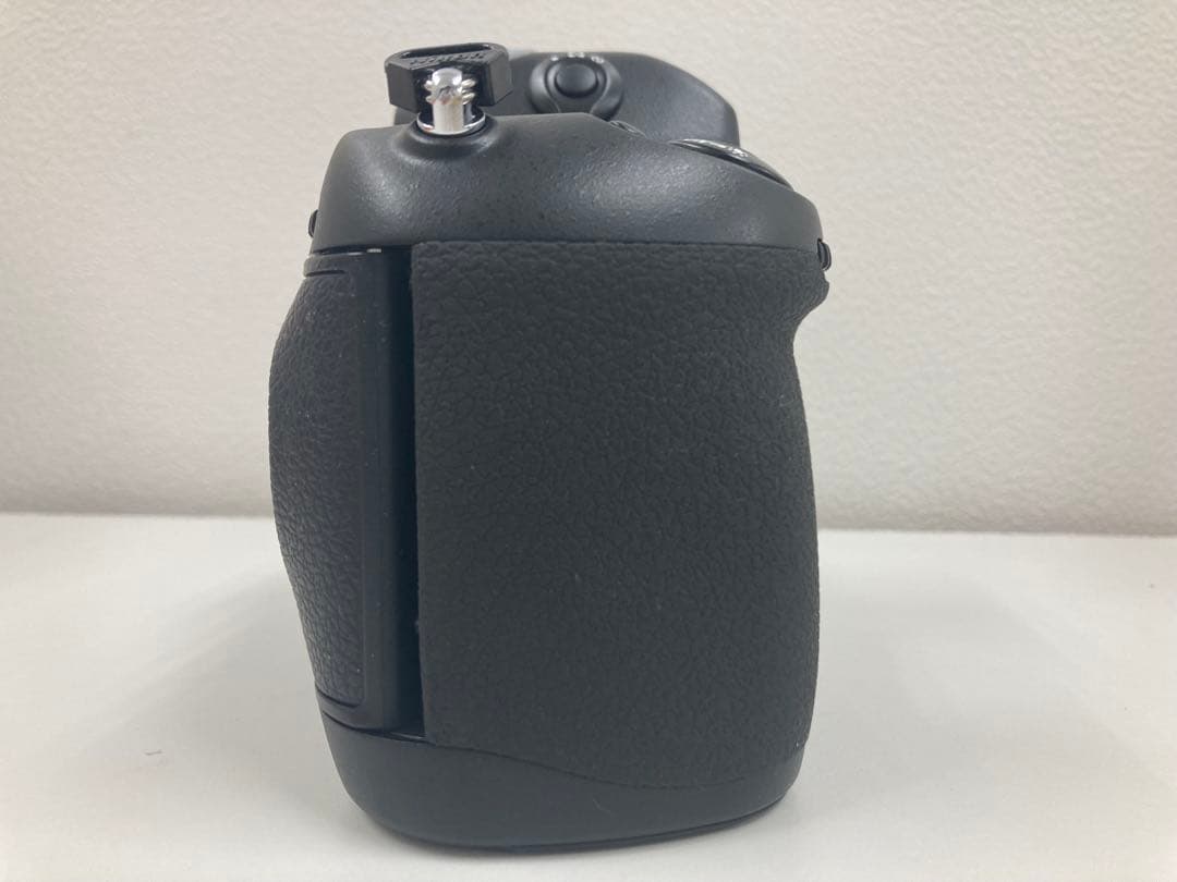 Nikon F100 カメラ