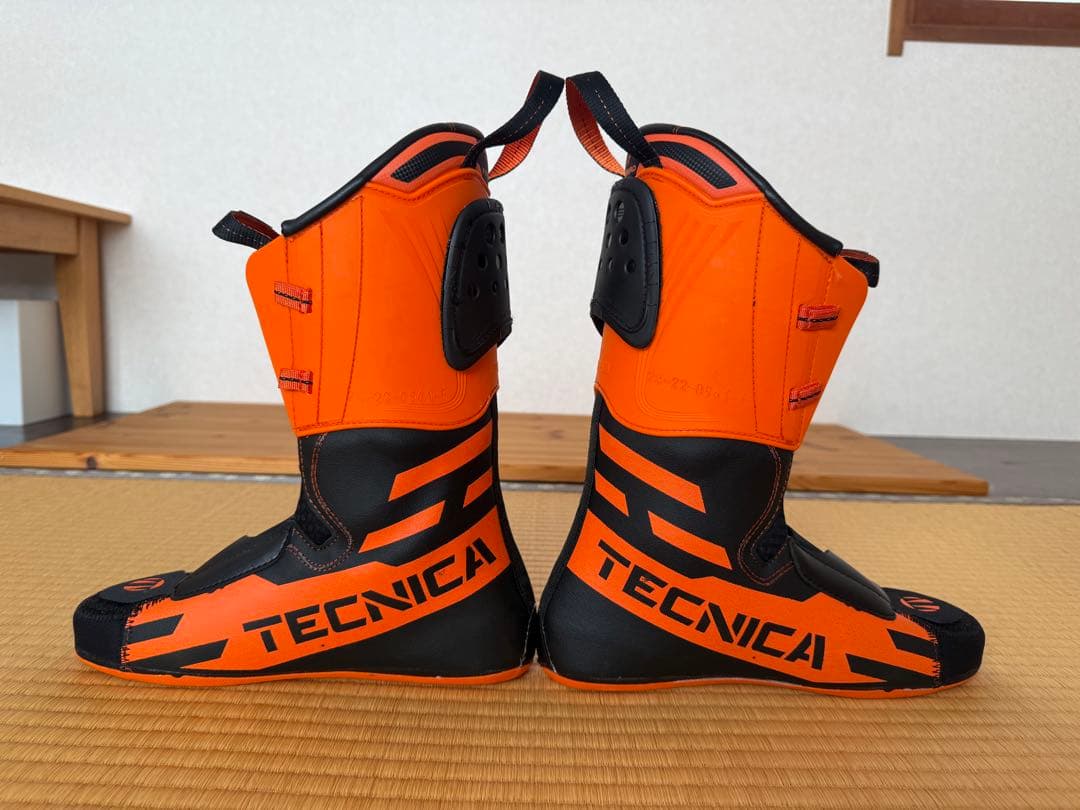 テクニカ FIREBIRD R 130 24.5cm