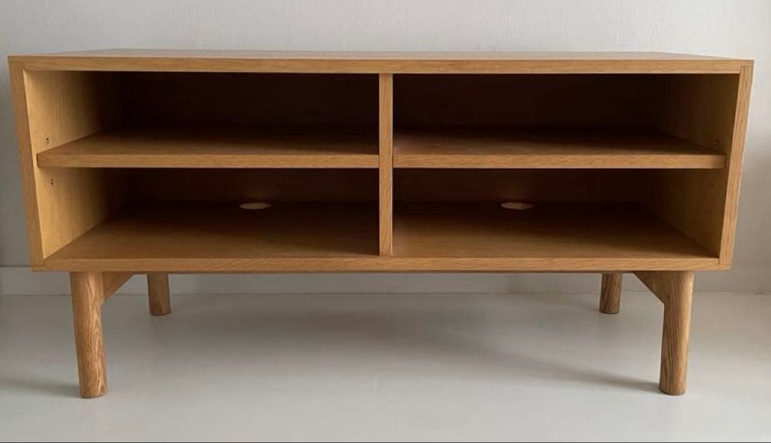 テレビ台 IDEE STILT TV CABINET