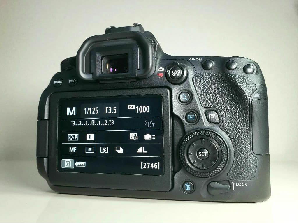 Canon EOS 6D Mark Ⅱ　元箱あり