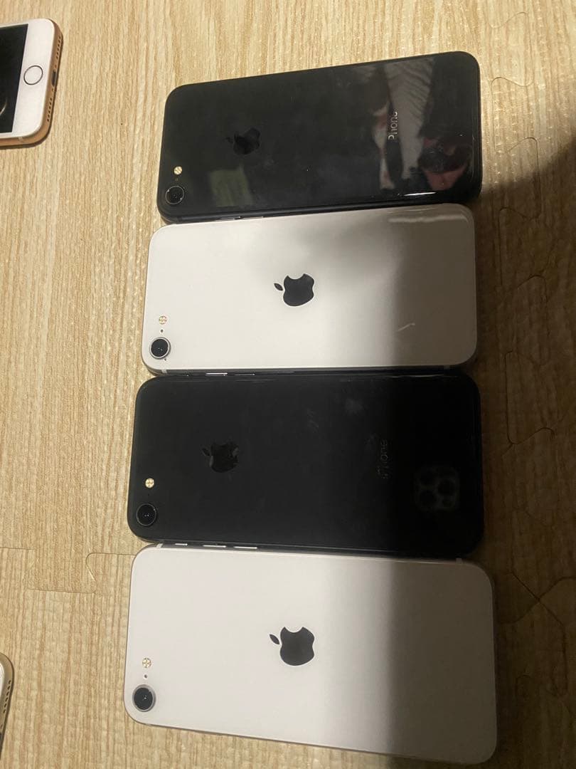 まとめ売り　apple iPhone８iphoneSE2 4台中古