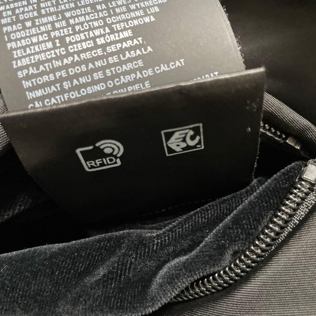 Michael様用 定価約40万 Mサイズ PRADA 23AW ダウン