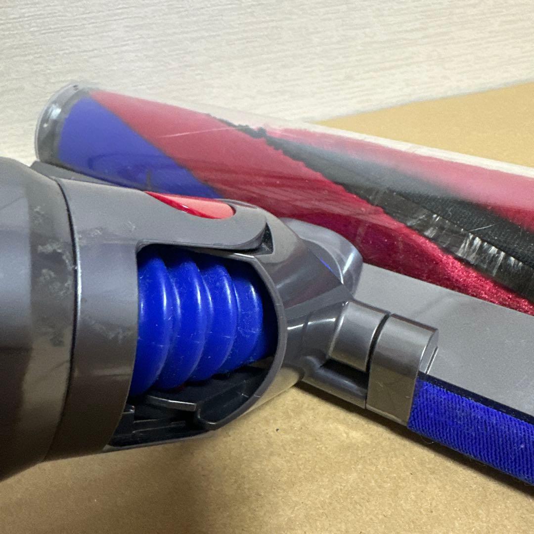 美品■Dyson 純正品　354531　V8 Slim ソフトローラーヘッド■