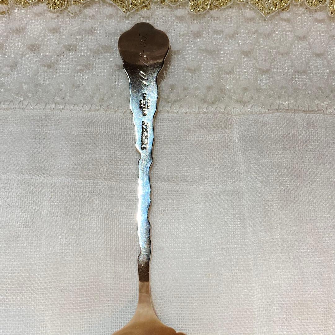 84 スターリングシルバーフローラルデザインのスプーン