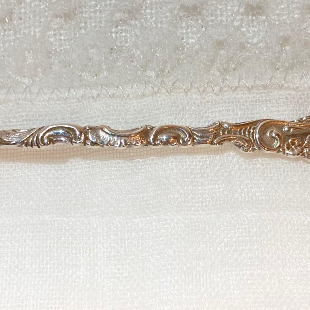 84 スターリングシルバーフローラルデザインのスプーン