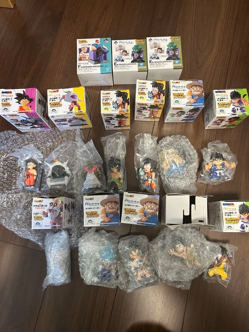 ドラゴンボール　一番くじ　ドラゴンアーカイブス　フィギュア　16個　まとめ売り