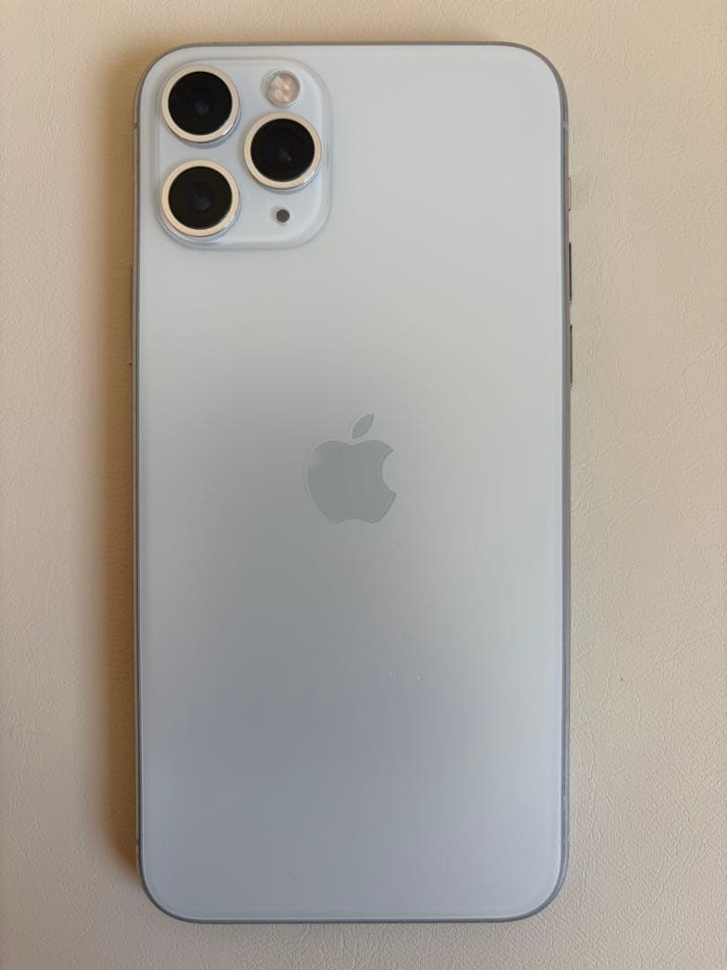 iPhone 11 Pro 256GB シルバー　SIMフリー