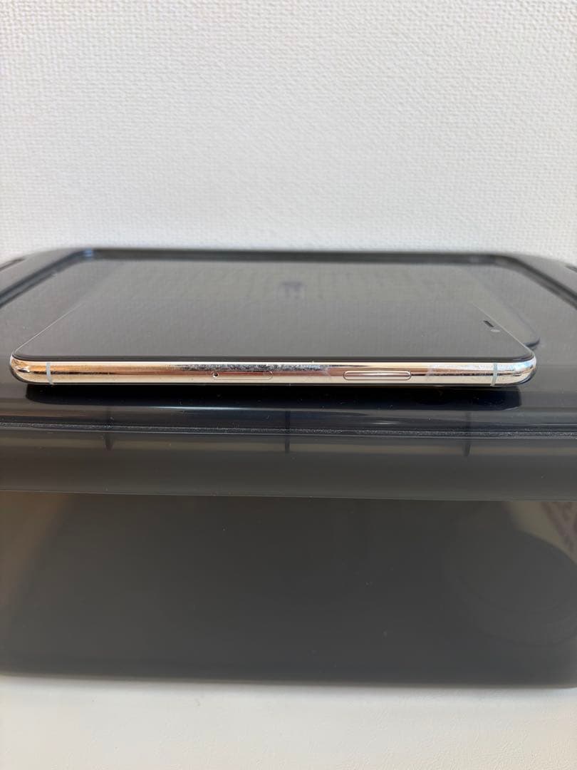 iPhone 11 Pro 256GB シルバー　SIMフリー