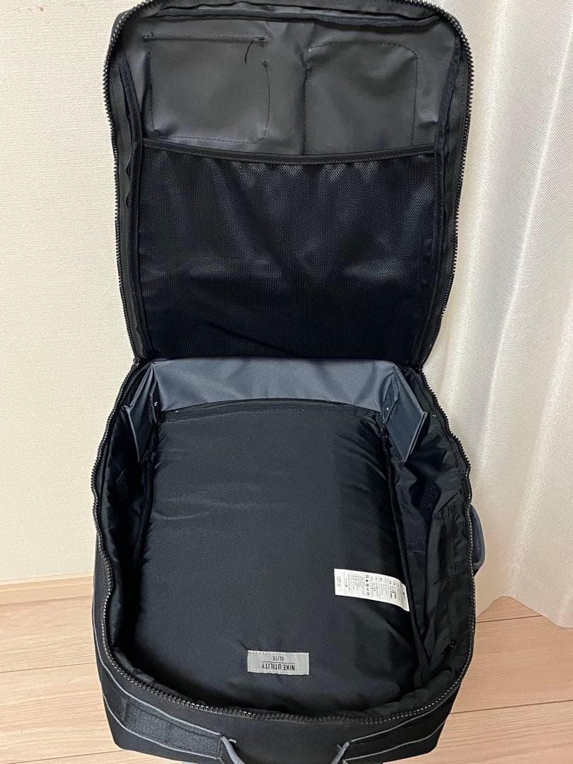 NIKE ユーティリティエリート